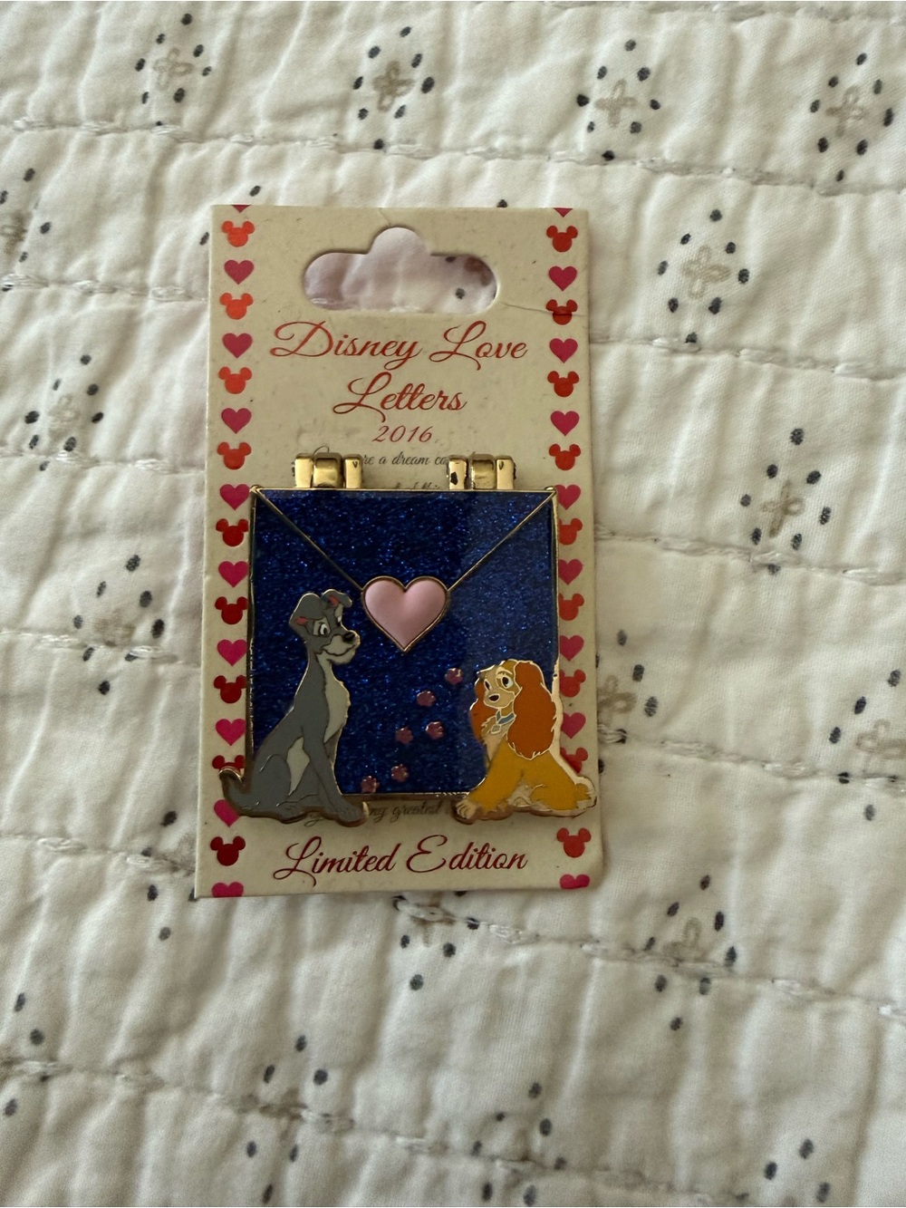 Disney Lady & the Tramp Love Letters 2016 Glitter Limited Edition
